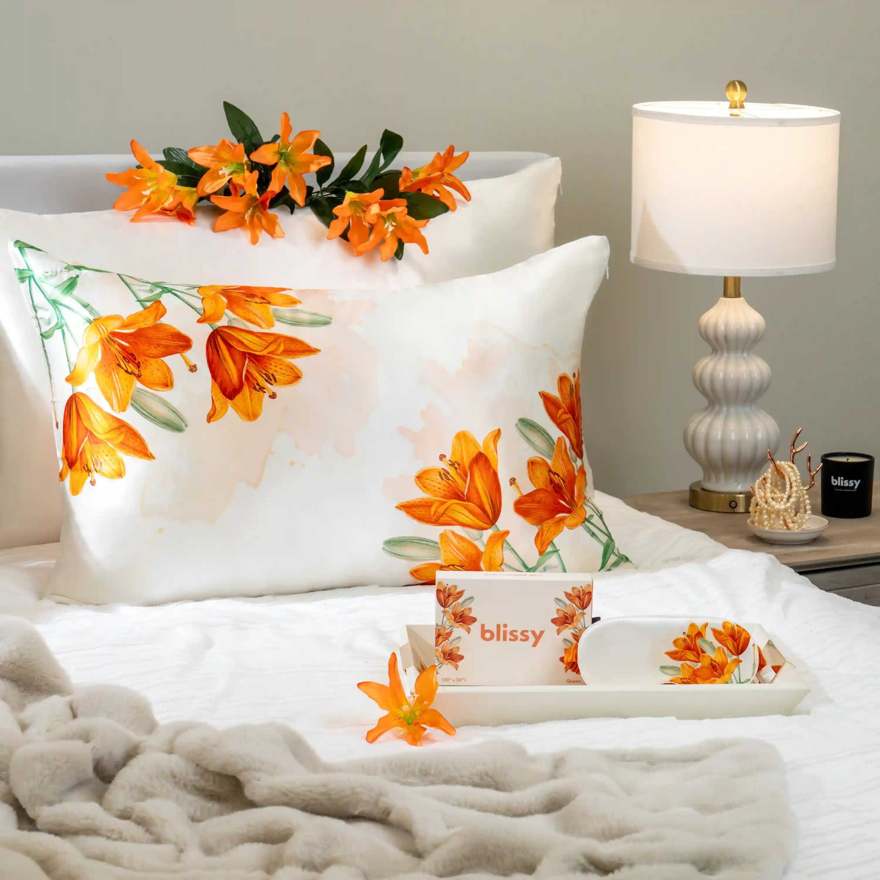 Pillowcase - Zodiac Flower - Taurus Lily - Queen